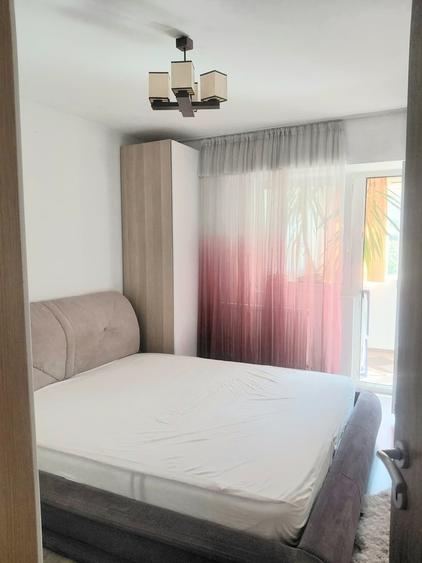 Apartament cu 3 camere decomandat în Pantelimon