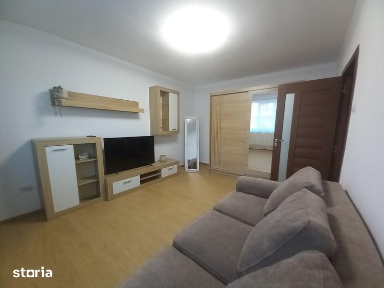 Apartament cu 2 camere decomandat în Progresul