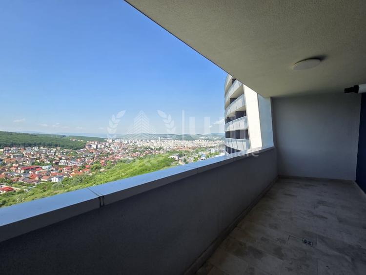 Apartament cu 3 camere semidecomandat în Zorilor