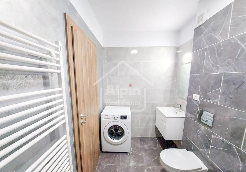 Apartament cu 2 camere decomandat, mobilat în Tractorul