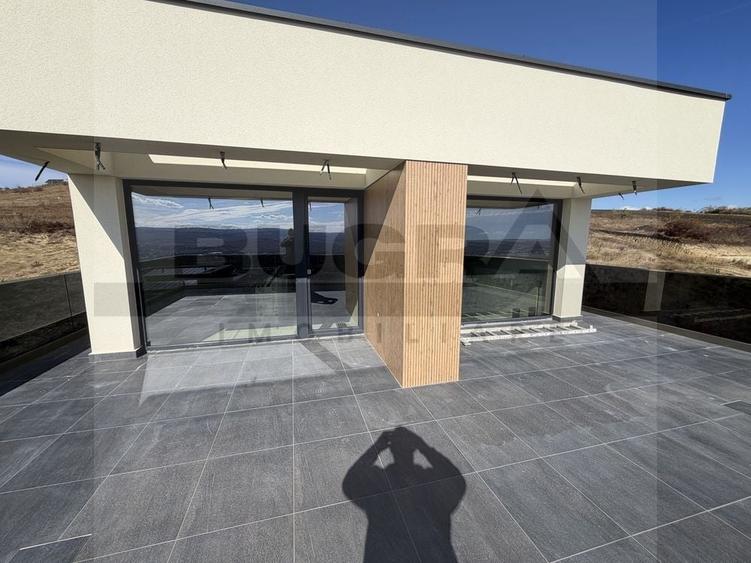Duplex cu 5 camere cu Garaj în Iris