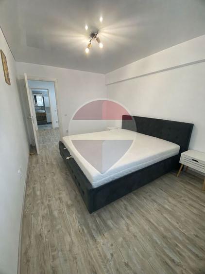 Apartament cu 2 camere semidecomandat, mobilat în Copou