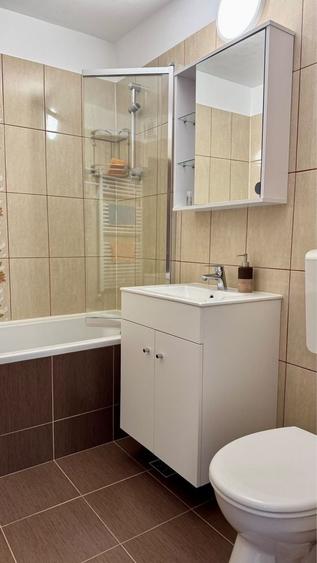 Apartament cu 3 camere decomandat în Ștrand