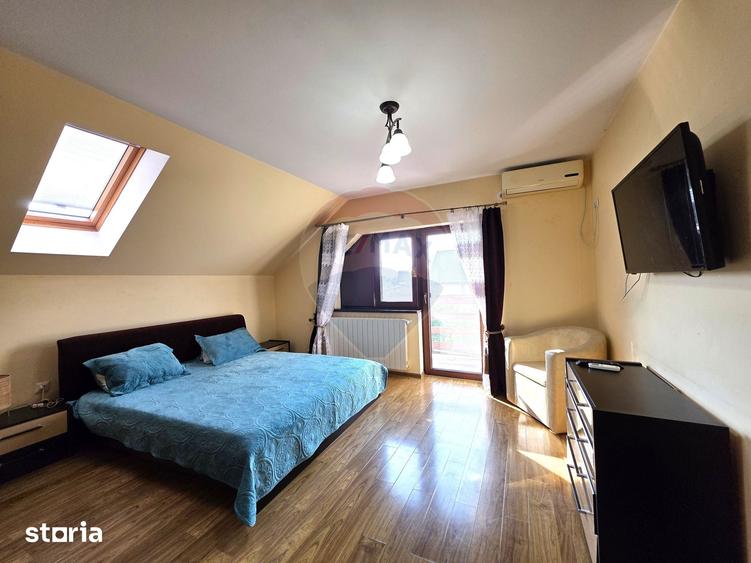 Casă cu 4 camere cu Teren 680 Mp în Costești