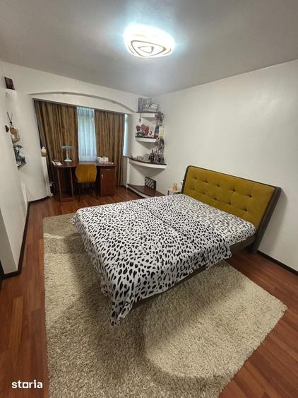 Apartament cu 4 camere în Central