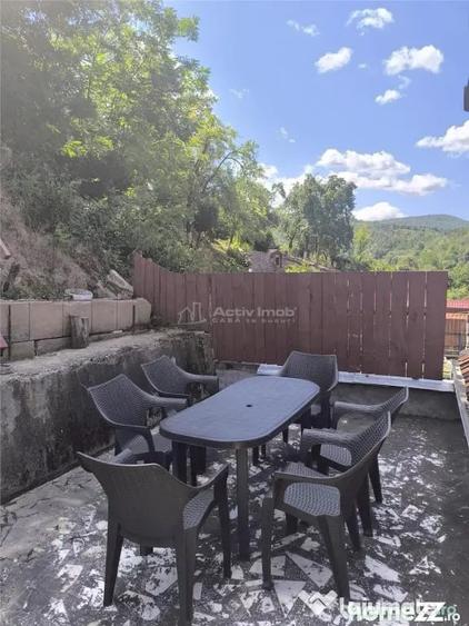 Casă cu 5 camere cu Teren 565 Mp în Central