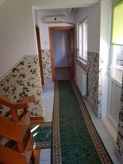 Casă individuală cu 5 camere cu Canalizare în Tomis II