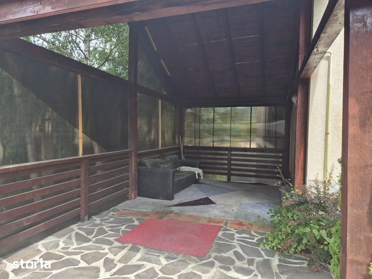 Casă cu 5 camere cu Teren 260 Mp în Bunloc