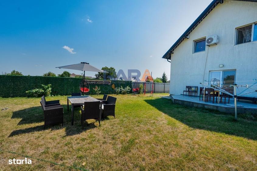 Casă cu 4 camere în Cordun