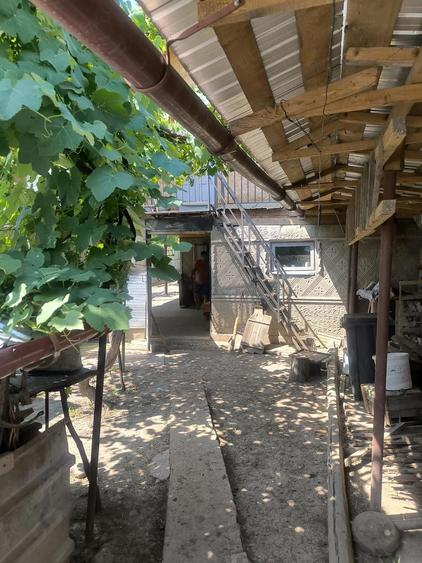 Casa 5 camere + anexe, mobilata, teren 400 mp Balaneasa, Bacau - 6