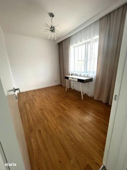Casă cu 4 camere în Corbeanca