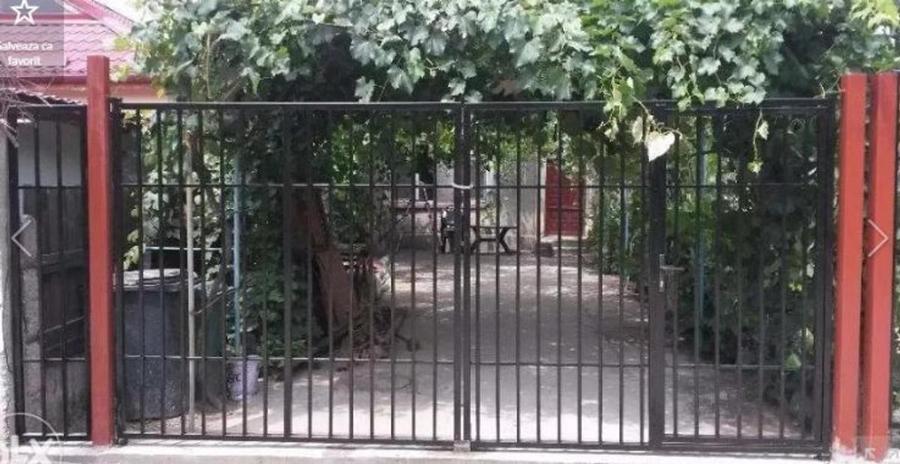 Casă cu 5 camere cu Teren 100 Mp în Romanești