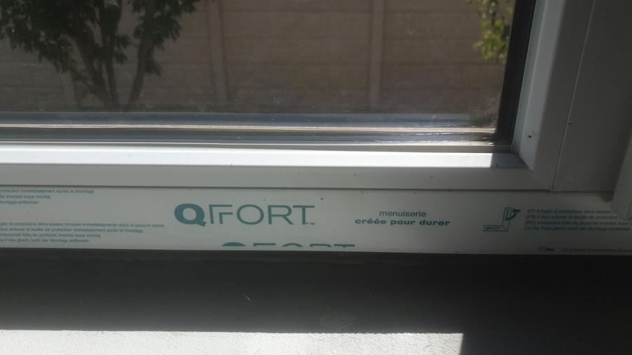 Casă cu 4 camere în Exterior Vest