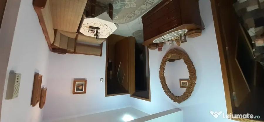 Apartament cu 3 camere decomandat în Burdujeni