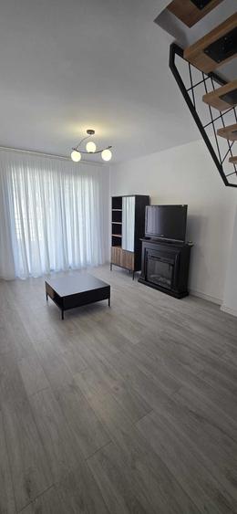 Casă cu 3 camere cu Teren 150 Mp în Central
