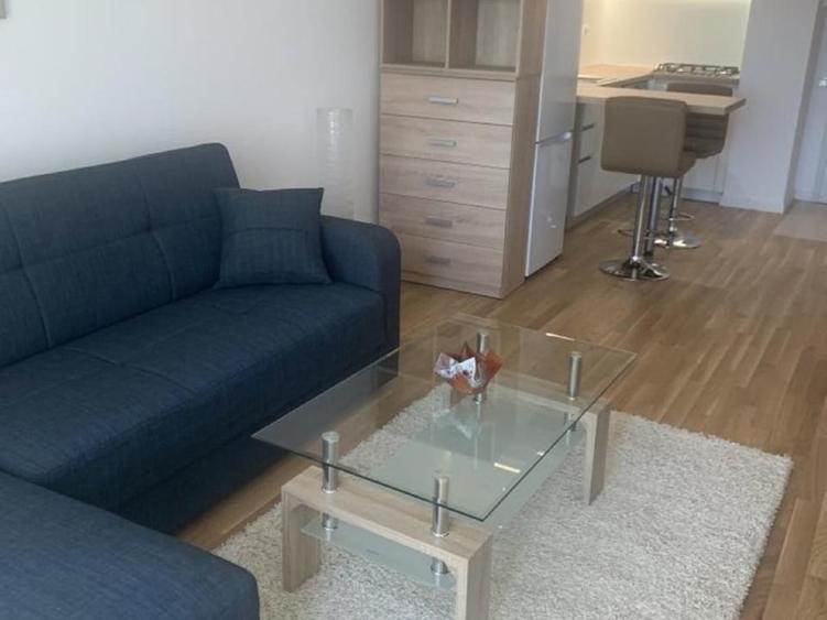 Apartament cu 2 camere semidecomandat în Ștefan cel Mare