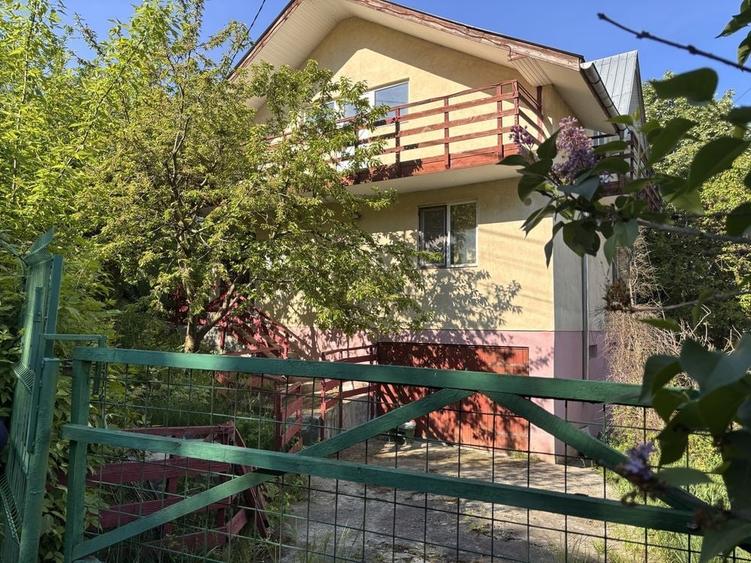 Casă cu 4 camere în Lunca Cetățuii