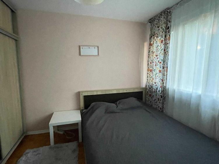 Apartament cu 2 camere decomandat în Exterior Vest