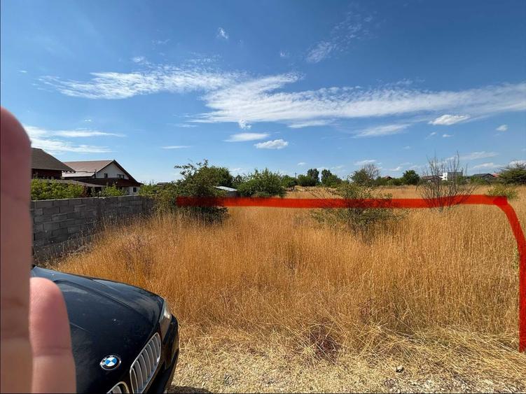 Teren de 500 mp, în Ostrovu Corbului
