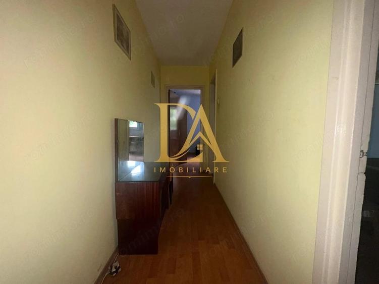 Apartament 3 camere de renovat | Zona verde ?i lini?tita Brancoveanu - 2
