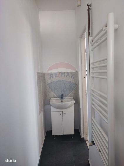 Spațiu comercial, de 413 mp, în Borș
