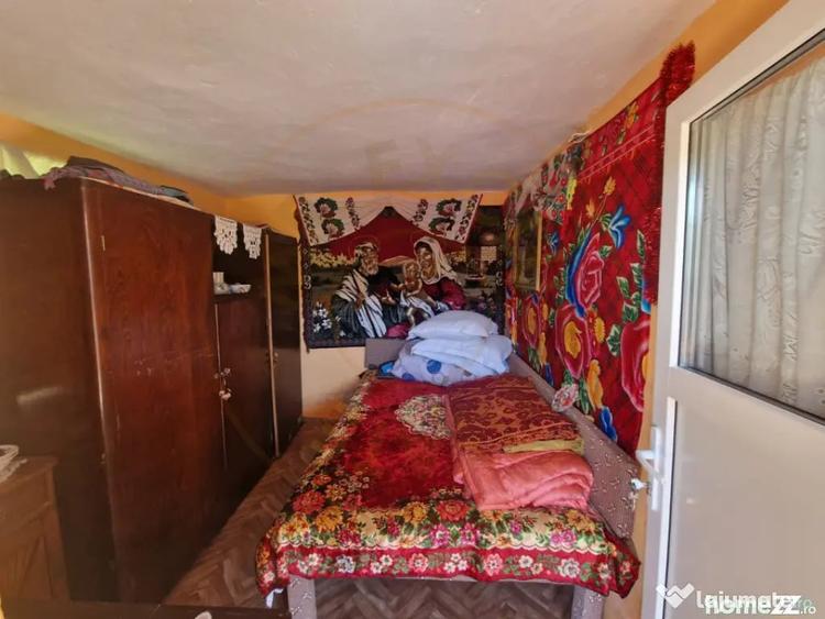 Casă cu 2 camere cu Teren 1150 Mp în Boțești
