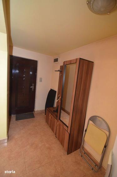 Apartament cu 2 camere decomandat, mobilat în Freidorf