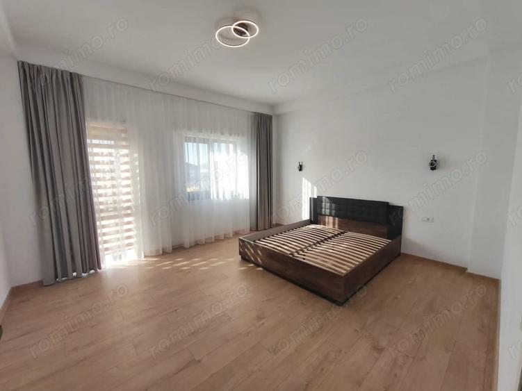 Apartament cu 2 camere semidecomandat în Moșnița Nouă
