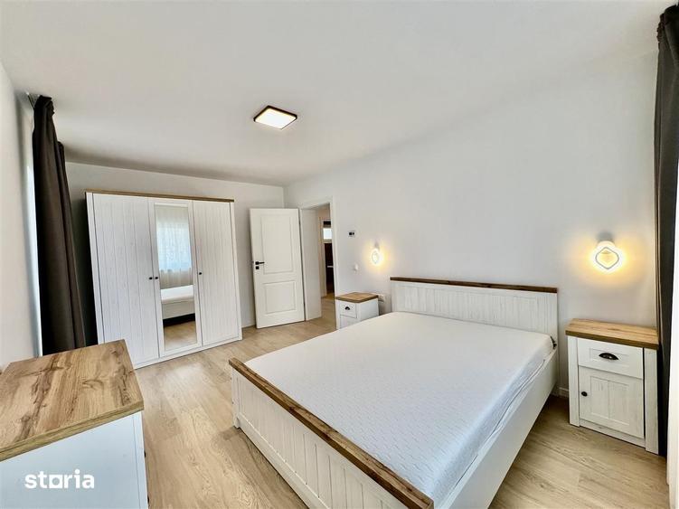 Casă cu 4 camere cu Teren 215 Mp în Central
