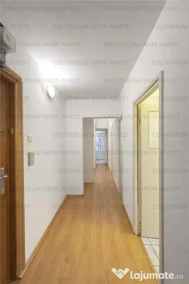 Apartament cu 3 camere decomandat în Calea București