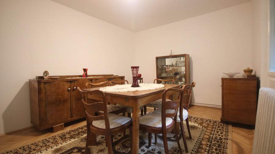 Apartament cu 4 camere decomandat în Șagului