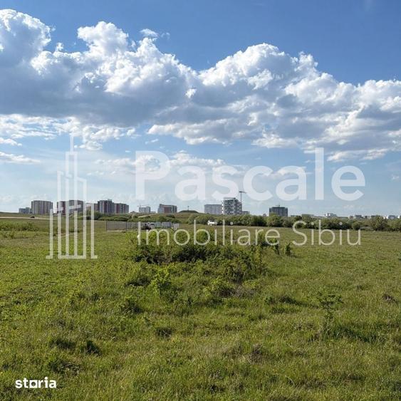 Teren de 3700 mp, în Șelimbăr