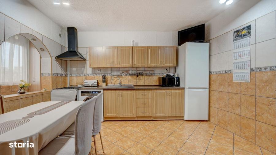 Apartament cu 3 camere, mobilat în Drumul Taberei — fotografia 3