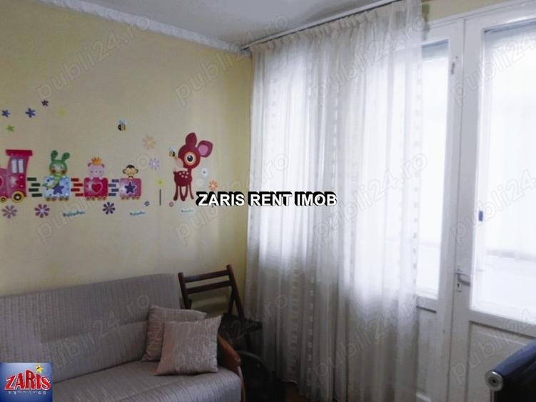 Apartament cu 3 camere semidecomandat în Republicii