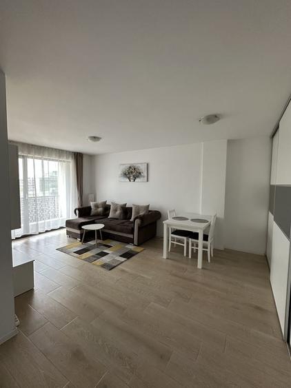 Apartament cu 2 camere semidecomandat în Semicentral