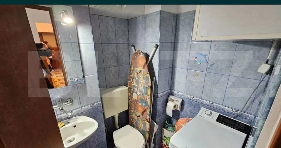 Apartament cu 3 camere decomandat în Pandurilor