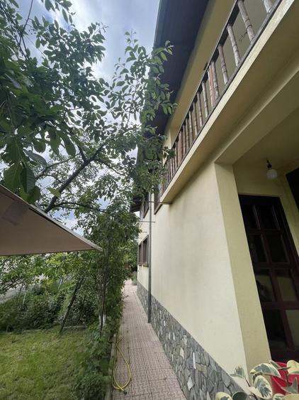 Casă cu 4 camere în Mizil