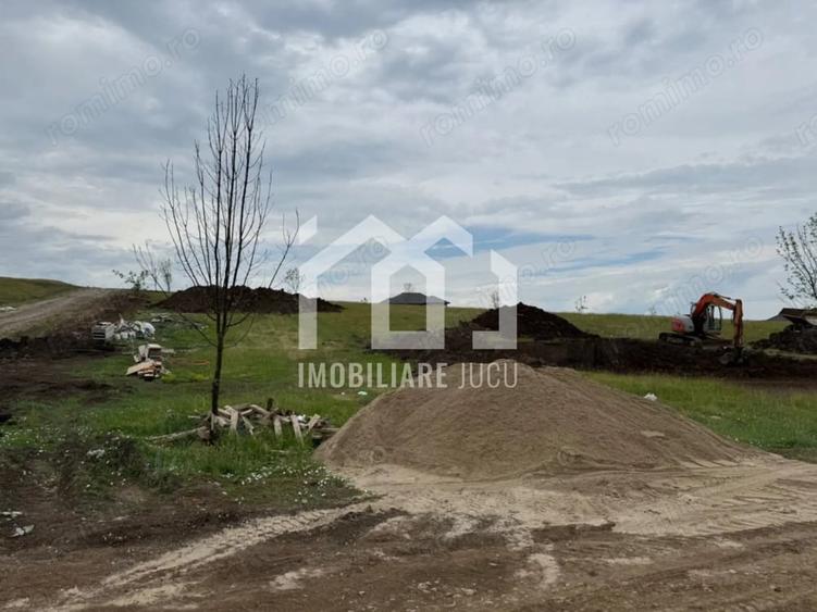 Teren de 822 mp, în Jucu