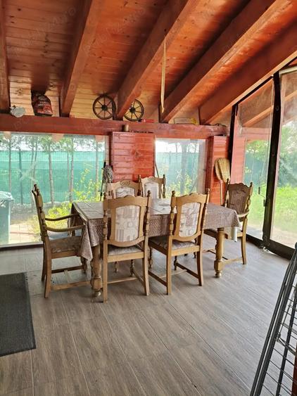 Casă cu 5 camere cu Teren 3420 Mp în Valea Călugărească