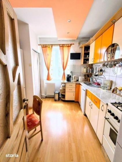 Apartament cu 3 camere decomandat în Săsar