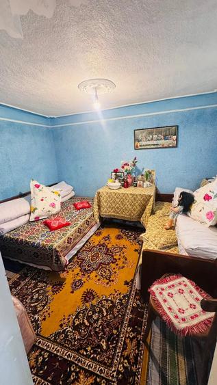 Casă cu Teren 2700 Mp în Iazu Nou