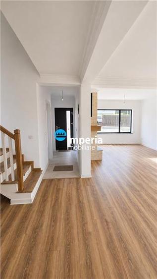 Vila in Bucium – Barnova, teren 400 mp, finisaje la alegere - 4