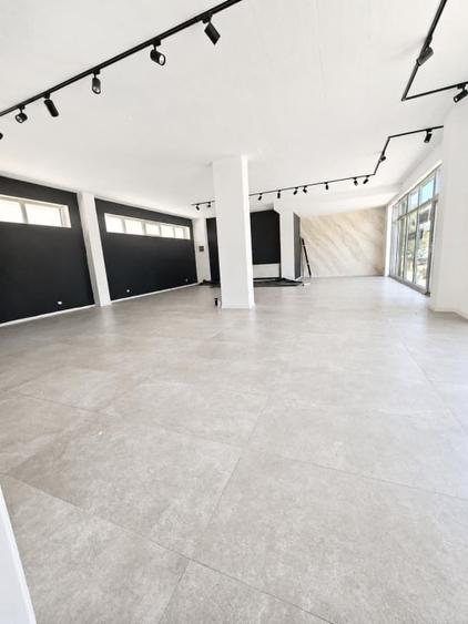 Spațiu comercial, de 120 mp, în Vest