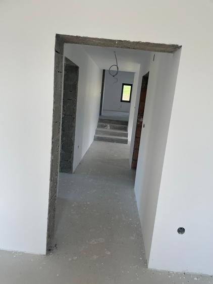 Casă cu 4 camere în Bolduț