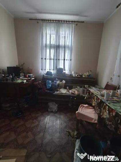 Casă cu 4 camere cu Teren 1767 Mp în Rădăuți