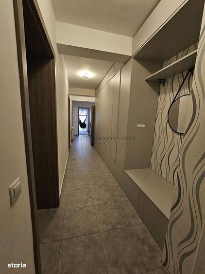 Apartament cu 3 camere decomandat în Șelimbăr — fotografia 2