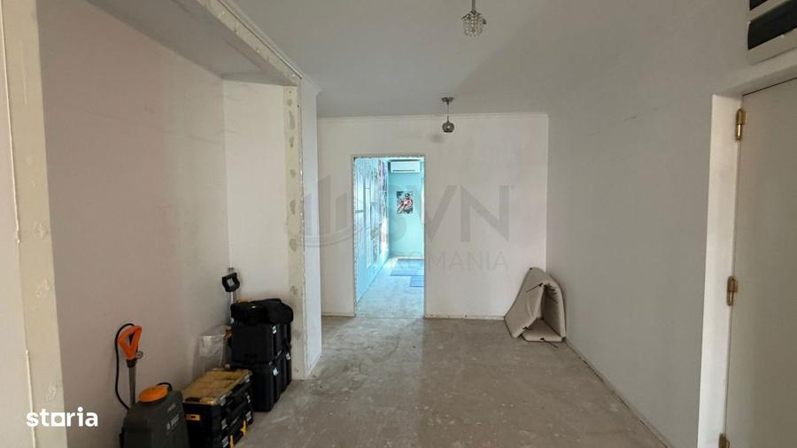 Apartament cu 3 camere în Central — fotografia 3