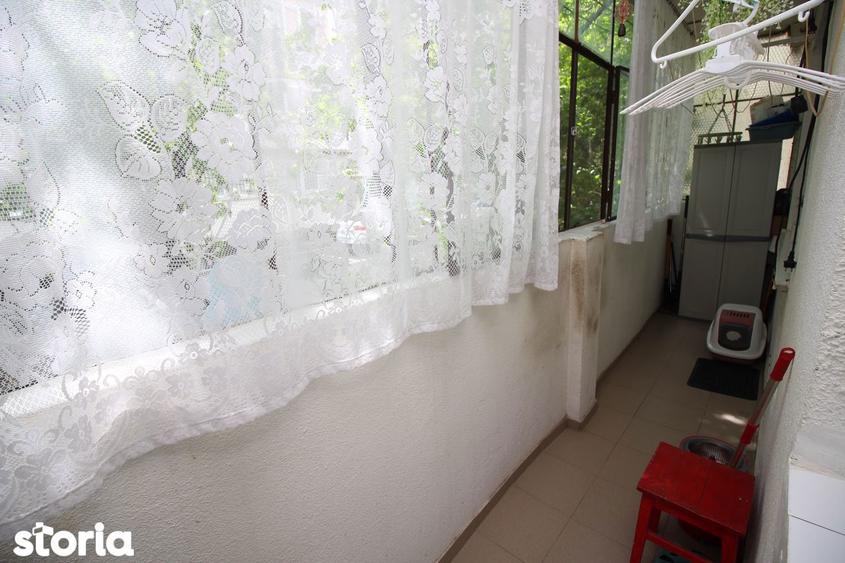 Apartament cu 3 camere decomandat, mobilat în Pantelimon