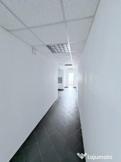 Spațiu comercial, de 14 mp, în Central
