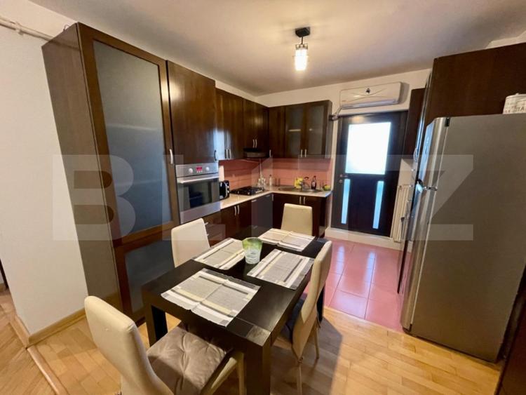 Apartament cu 2 camere decomandat, mobilat în Calea București